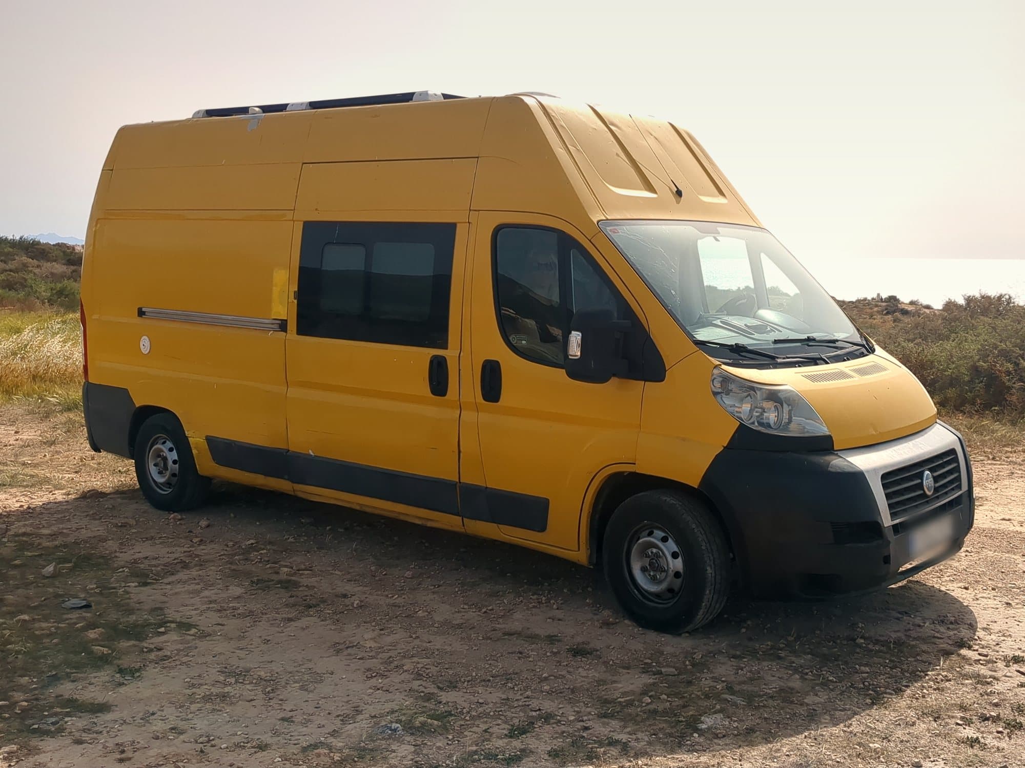 Mi Fiat Ducato, homologada como autocaravana, junto al mar